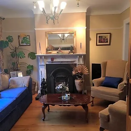 Ros Dun House 4*
