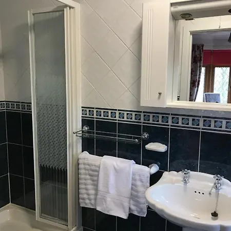 فندق مبيت وإفطار Ros Dun House Donegal Town