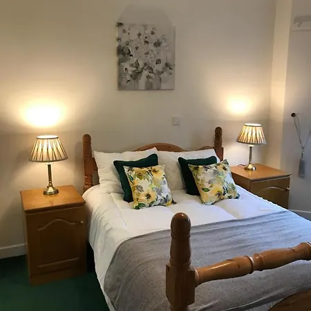 فندق مبيت وإفطار Ros Dun House 4*