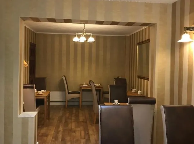 Couette-café Ros Dun House 4*